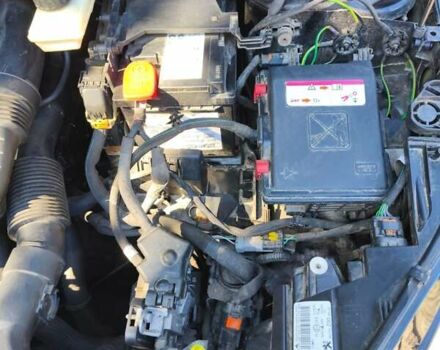 Черный Пежо 308, объемом двигателя 1.56 л и пробегом 221 тыс. км за 9500 $, фото 33 на Automoto.ua