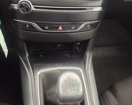 Черный Пежо 308, объемом двигателя 1.6 л и пробегом 178 тыс. км за 9950 $, фото 43 на Automoto.ua