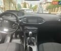 Чорний Пежо 308, об'ємом двигуна 1.6 л та пробігом 308 тис. км за 8200 $, фото 4 на Automoto.ua