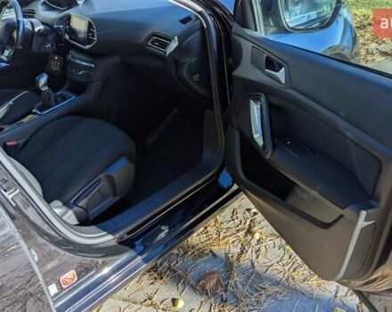 Черный Пежо 308, объемом двигателя 1.6 л и пробегом 270 тыс. км за 7800 $, фото 26 на Automoto.ua