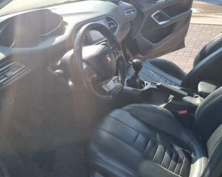 Черный Пежо 308, объемом двигателя 1.56 л и пробегом 200 тыс. км за 9900 $, фото 21 на Automoto.ua