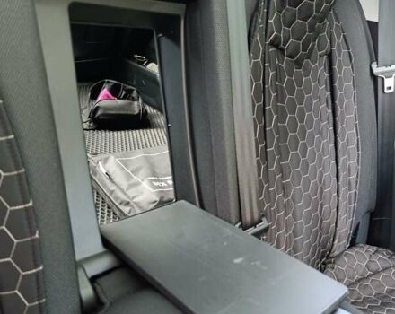 Чорний Пежо 308, об'ємом двигуна 1.6 л та пробігом 199 тис. км за 10100 $, фото 32 на Automoto.ua