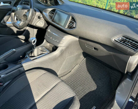Черный Пежо 308, объемом двигателя 1.56 л и пробегом 284 тыс. км за 9300 $, фото 20 на Automoto.ua