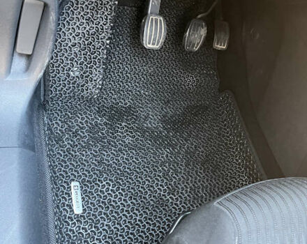 Черный Пежо 308, объемом двигателя 1.56 л и пробегом 284 тыс. км за 9300 $, фото 22 на Automoto.ua