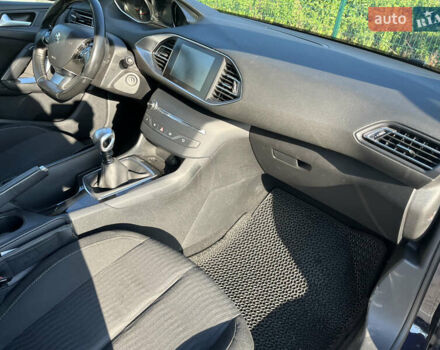 Черный Пежо 308, объемом двигателя 1.56 л и пробегом 284 тыс. км за 9300 $, фото 19 на Automoto.ua