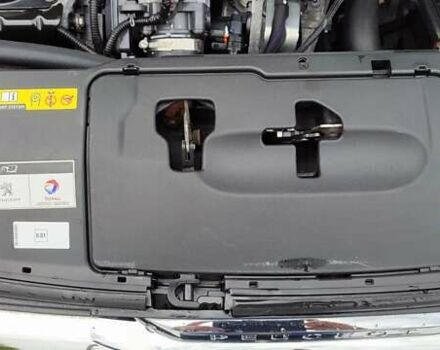 Черный Пежо 308, объемом двигателя 2 л и пробегом 223 тыс. км за 12500 $, фото 28 на Automoto.ua