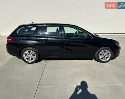 Черный Пежо 308, объемом двигателя 1.6 л и пробегом 212 тыс. км за 9500 $, фото 8 на Automoto.ua