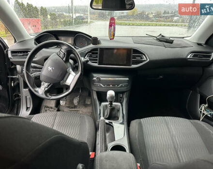 Черный Пежо 308, объемом двигателя 1.6 л и пробегом 225 тыс. км за 5999 $, фото 9 на Automoto.ua