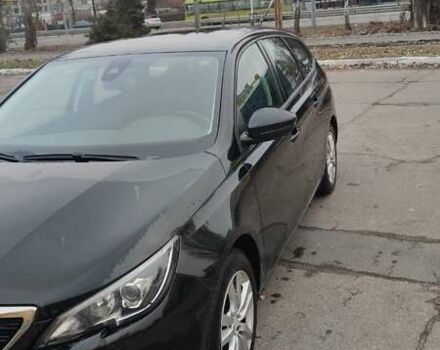 Черный Пежо 308, объемом двигателя 1.5 л и пробегом 175 тыс. км за 12900 $, фото 1 на Automoto.ua