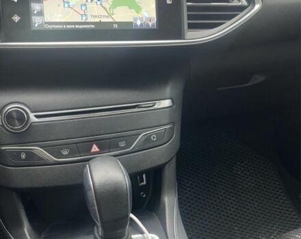 Чорний Пежо 308, об'ємом двигуна 2 л та пробігом 333 тис. км за 9400 $, фото 5 на Automoto.ua