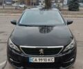 Черный Пежо 308, объемом двигателя 1.5 л и пробегом 175 тыс. км за 12900 $, фото 1 на Automoto.ua