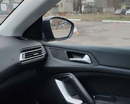 Черный Пежо 308, объемом двигателя 1.5 л и пробегом 175 тыс. км за 12900 $, фото 16 на Automoto.ua