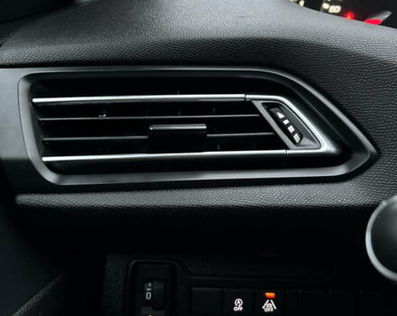 Черный Пежо 308, объемом двигателя 1.5 л и пробегом 190 тыс. км за 11100 $, фото 19 на Automoto.ua