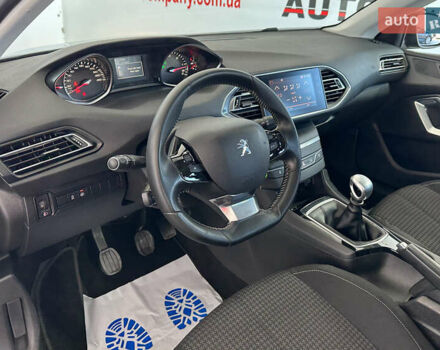 Чорний Пежо 308, об'ємом двигуна 1.5 л та пробігом 175 тис. км за 11950 $, фото 6 на Automoto.ua