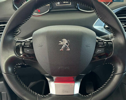 Черный Пежо 308, объемом двигателя 0 л и пробегом 175 тыс. км за 11950 $, фото 12 на Automoto.ua