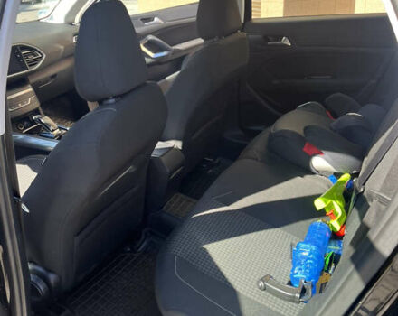 Черный Пежо 308, объемом двигателя 1.5 л и пробегом 171 тыс. км за 12300 $, фото 12 на Automoto.ua