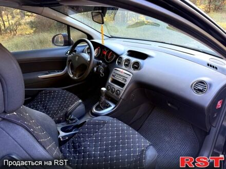 Черный Пежо 308, объемом двигателя 1.6 л и пробегом 185 тыс. км за 4400 $, фото 1 на Automoto.ua