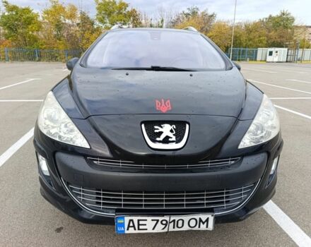 Черный Пежо 308, объемом двигателя 1.6 л и пробегом 278 тыс. км за 3900 $, фото 1 на Automoto.ua