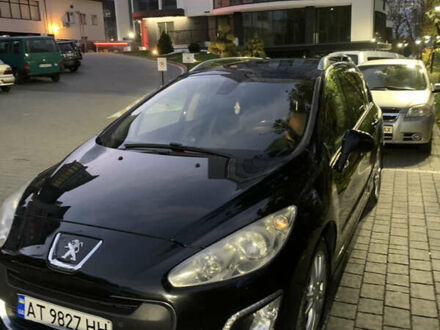 Пежо 308 2011 в Ивано-Франковске на Automoto.ua Черный Пежо 308, объемом двигателя 1.6 л и пробегом 198 тыс. км за 6500 $, фото 1 на Automoto.ua
