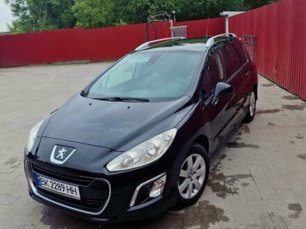 Пежо 308 2011 в Бродах на Automoto.ua Черный Пежо 308, объемом двигателя 1.56 л и пробегом 241 тыс. км за 5500 $, фото 1 на Automoto.ua