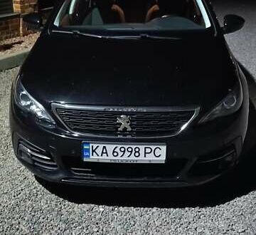 Пежо 308 2019 у Києві на Automoto.ua Чорний Пежо 308, об'ємом двигуна 1.5 л та пробігом 192 тис. км за 12000 $, фото 1 на Automoto.ua