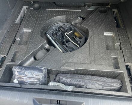 Фиолетовый Пежо 308, объемом двигателя 1.5 л и пробегом 181 тыс. км за 10000 $, фото 16 на Automoto.ua