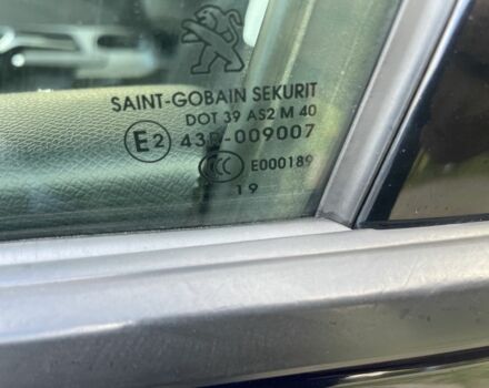 Фиолетовый Пежо 308, объемом двигателя 1.5 л и пробегом 181 тыс. км за 10000 $, фото 17 на Automoto.ua