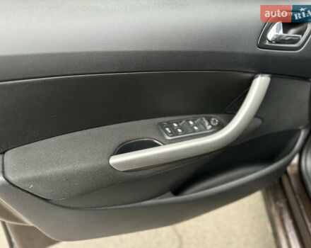 Коричневый Пежо 308, объемом двигателя 1.6 л и пробегом 262 тыс. км за 6700 $, фото 13 на Automoto.ua