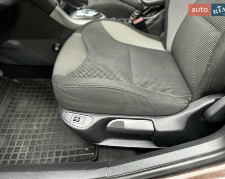 Коричневый Пежо 308, объемом двигателя 1.6 л и пробегом 262 тыс. км за 6700 $, фото 12 на Automoto.ua