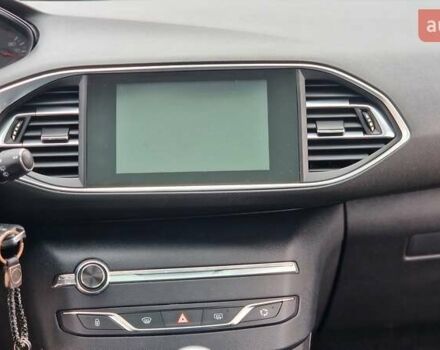Пежо 308 2014 в Ровно на Automoto.ua Коричневый Пежо 308, объемом двигателя 1.56 л и пробегом 252 тыс. км за 9200 $, фото 17 на Automoto.ua