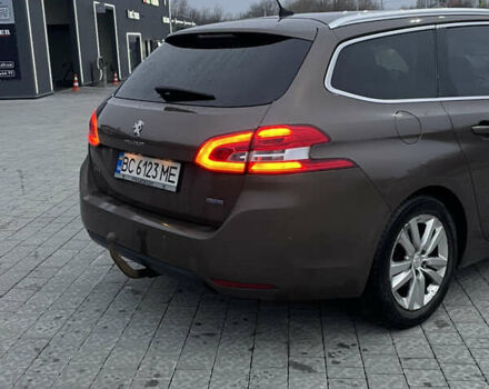 Коричневый Пежо 308, объемом двигателя 1.56 л и пробегом 309 тыс. км за 8000 $, фото 10 на Automoto.ua