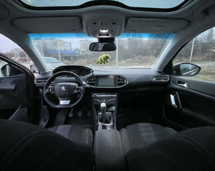 Коричневый Пежо 308, объемом двигателя 1.56 л и пробегом 309 тыс. км за 8000 $, фото 36 на Automoto.ua