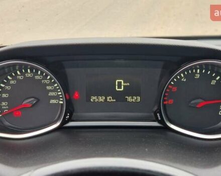 Пежо 308 2014 в Ровно на Automoto.ua Коричневый Пежо 308, объемом двигателя 1.56 л и пробегом 252 тыс. км за 9200 $, фото 13 на Automoto.ua