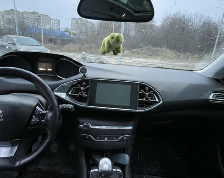 Коричневый Пежо 308, объемом двигателя 1.56 л и пробегом 309 тыс. км за 8000 $, фото 27 на Automoto.ua