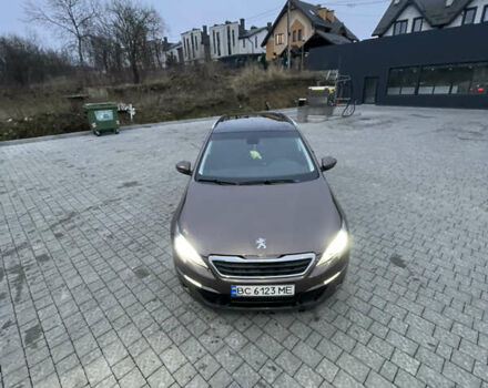 Коричневый Пежо 308, объемом двигателя 1.56 л и пробегом 309 тыс. км за 8000 $, фото 3 на Automoto.ua