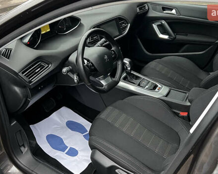 Коричневый Пежо 308, объемом двигателя 2 л и пробегом 140 тыс. км за 11999 $, фото 15 на Automoto.ua