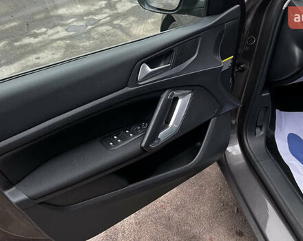 Коричневый Пежо 308, объемом двигателя 2 л и пробегом 140 тыс. км за 11999 $, фото 16 на Automoto.ua