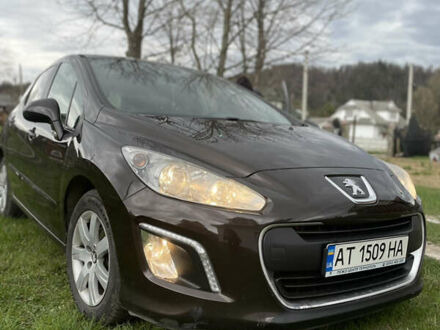 Пежо 308 2011 в Коломые на Automoto.ua Коричневый Пежо 308, объемом двигателя 1.6 л и пробегом 119 тыс. км за 6200 $, фото 1 на Automoto.ua