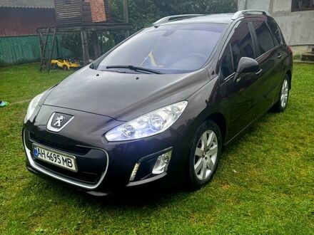 Пежо 308 2012 у Рівному на Automoto.ua Коричневий Пежо 308, об'ємом двигуна 1.6 л та пробігом 183 тис. км за 6700 $, фото 1 на Automoto.ua