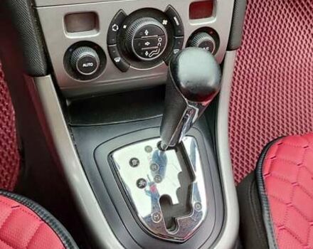 Красный Пежо 308, объемом двигателя 1.56 л и пробегом 140 тыс. км за 5200 $, фото 13 на Automoto.ua