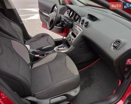 Червоний Пежо 308, об'ємом двигуна 1.6 л та пробігом 150 тис. км за 5500 $, фото 9 на Automoto.ua
