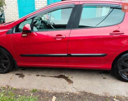 Красный Пежо 308, объемом двигателя 1.56 л и пробегом 140 тыс. км за 5200 $, фото 9 на Automoto.ua