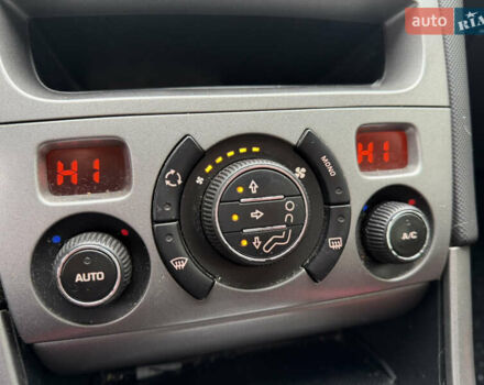 Червоний Пежо 308, об'ємом двигуна 1.6 л та пробігом 197 тис. км за 4000 $, фото 29 на Automoto.ua