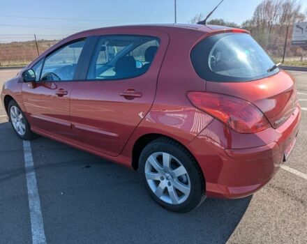 Красный Пежо 308, объемом двигателя 1.6 л и пробегом 230 тыс. км за 5000 $, фото 2 на Automoto.ua