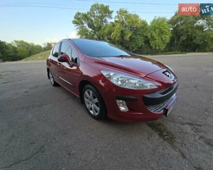 Красный Пежо 308, объемом двигателя 1.6 л и пробегом 99 тыс. км за 5900 $, фото 1 на Automoto.ua