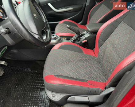 Червоний Пежо 308, об'ємом двигуна 1.6 л та пробігом 197 тис. км за 4000 $, фото 14 на Automoto.ua