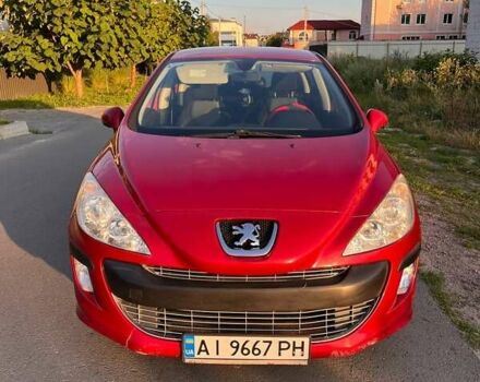 Красный Пежо 308, объемом двигателя 1.6 л и пробегом 164 тыс. км за 5500 $, фото 2 на Automoto.ua