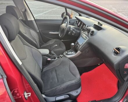 Червоний Пежо 308, об'ємом двигуна 1.6 л та пробігом 144 тис. км за 4999 $, фото 7 на Automoto.ua