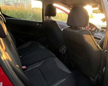 Красный Пежо 308, объемом двигателя 1.6 л и пробегом 164 тыс. км за 5500 $, фото 10 на Automoto.ua