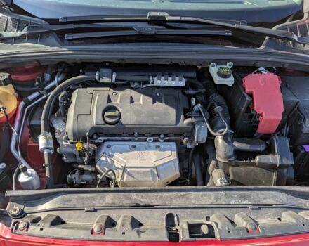 Красный Пежо 308, объемом двигателя 1.6 л и пробегом 230 тыс. км за 5000 $, фото 7 на Automoto.ua